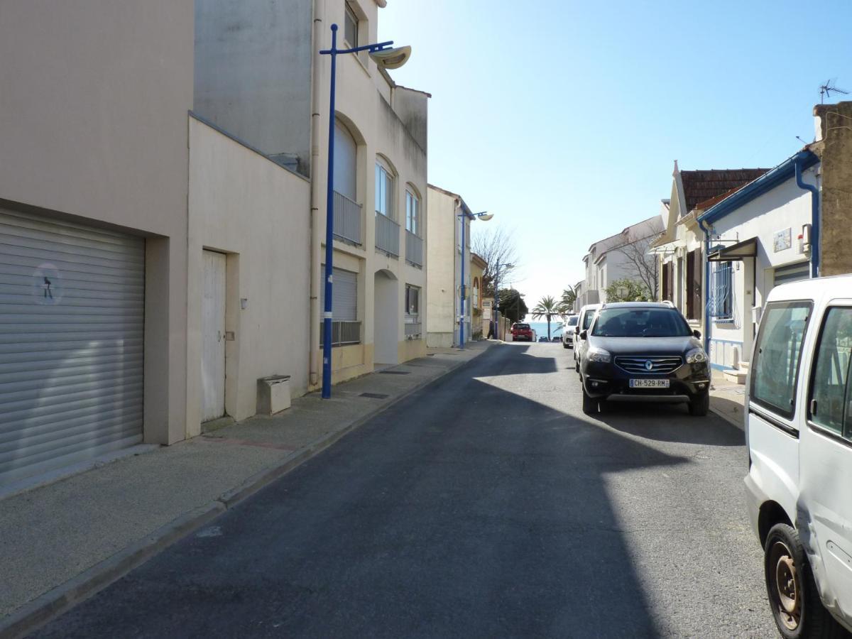 Sol-y-days Vidourle: Riverside Comfort With Parking Near Boucanet Apartment *